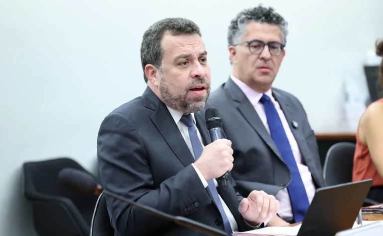 Projeto quer detalhar composição do preço dos combustíveis na nota fiscal