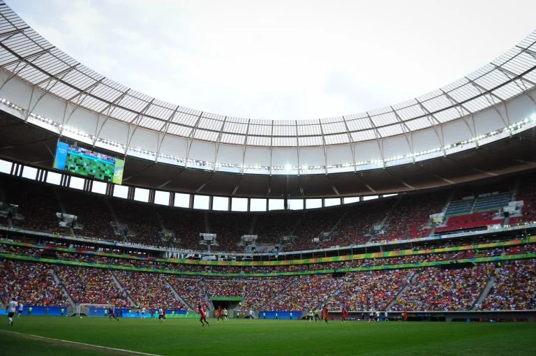 Projeto prevê barrar agressores e devedores de pensão em estádios e eventos esportivos